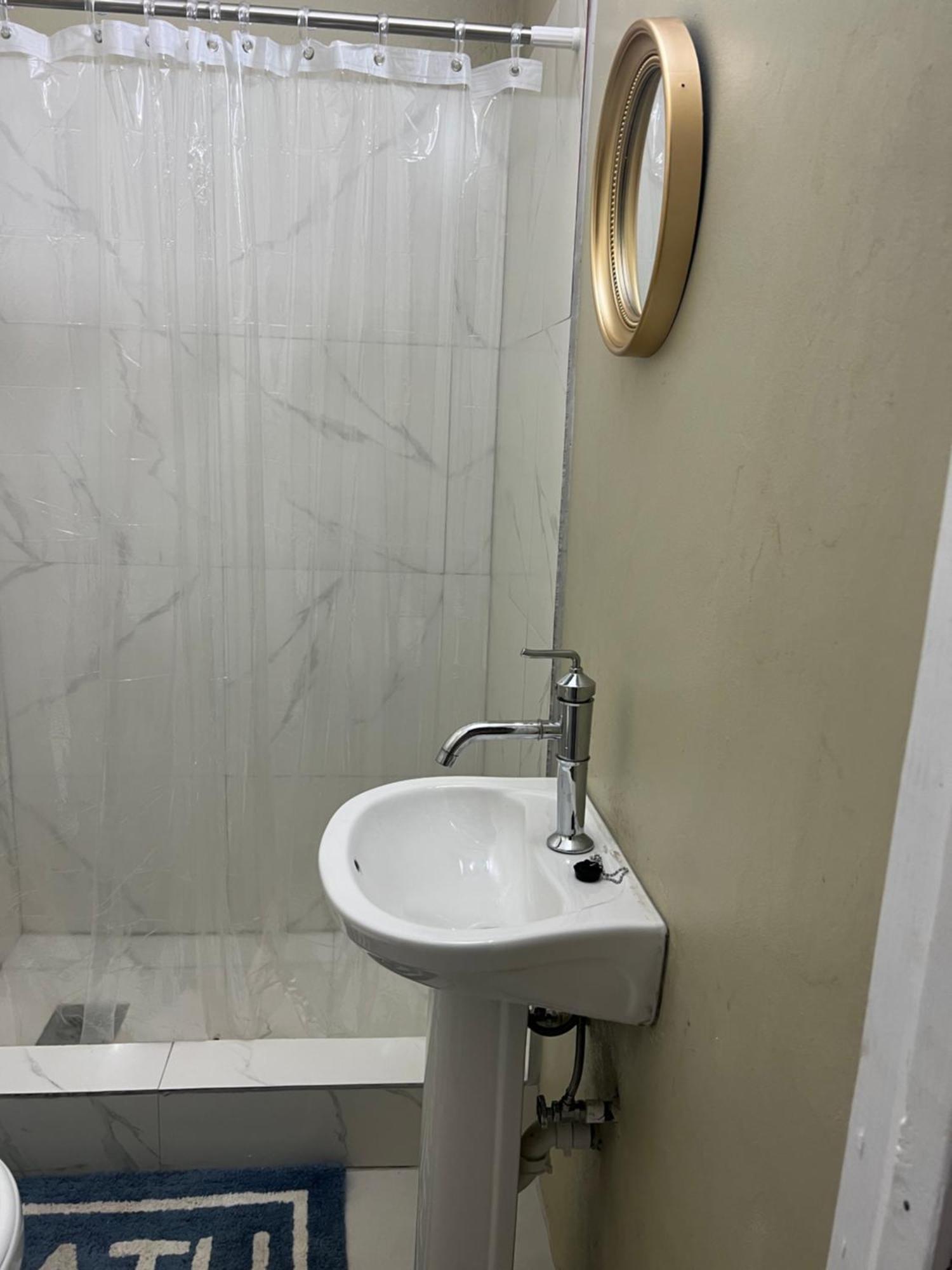 Cozy Apartment Кингстън Екстериор снимка