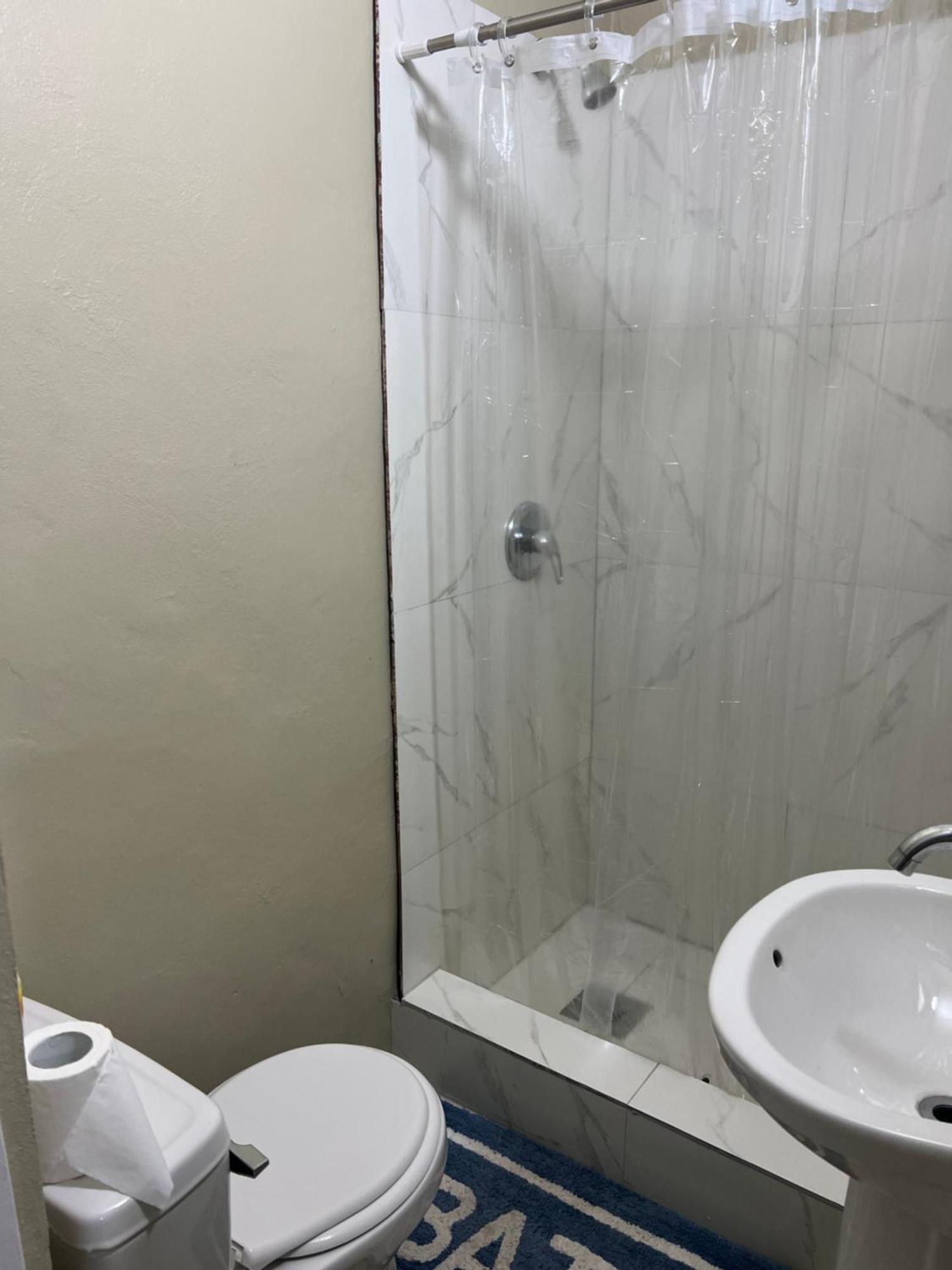 Cozy Apartment Кингстън Екстериор снимка